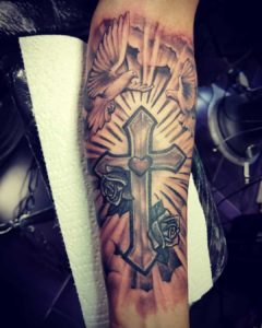 Best Cross Tattoos Design Ideas (with Meanings) | Tattoos Spot